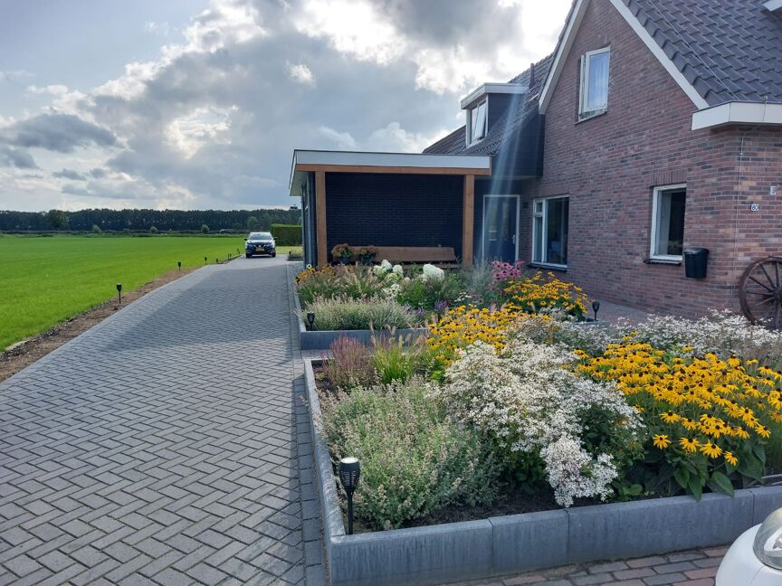 Bloemrijke bloembakken